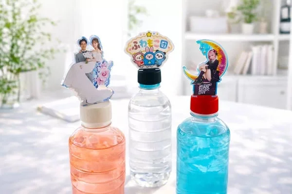 ボトルキャップのアクスタ、別角度