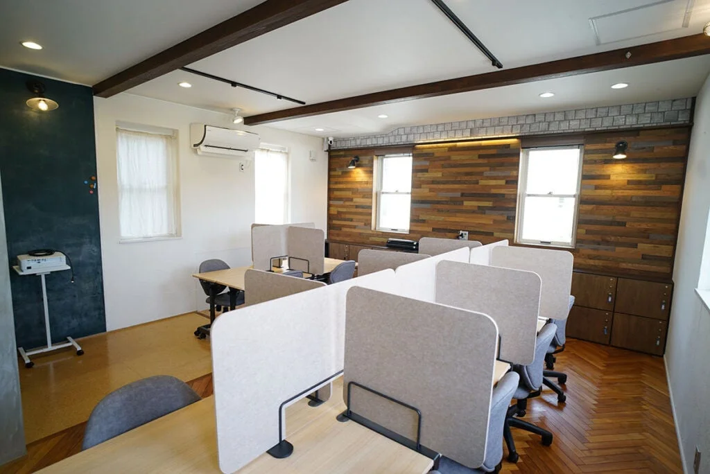 二毛作運営されるオフィス空間