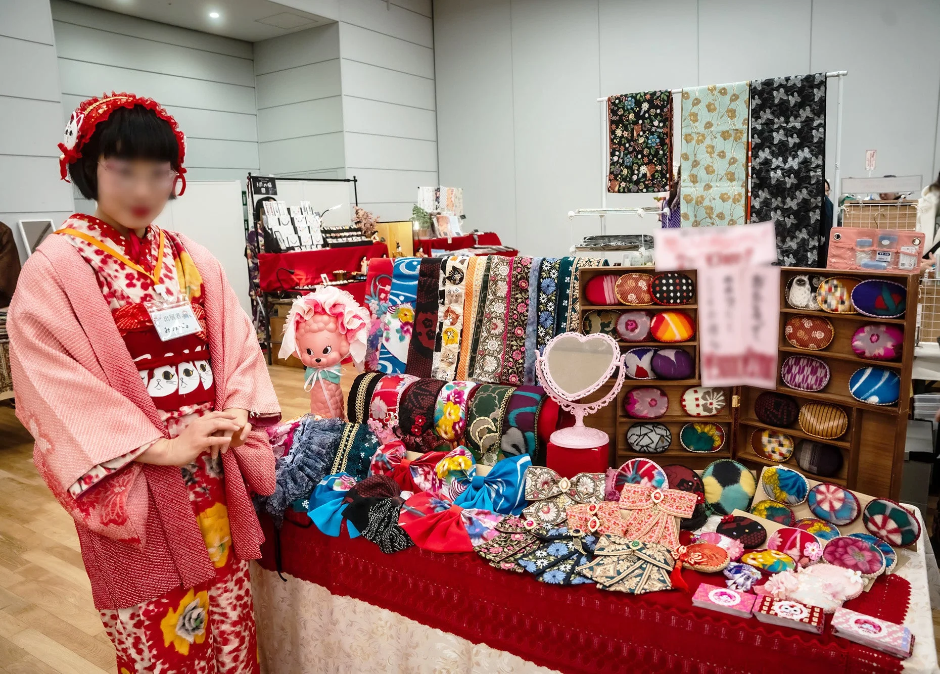 和風小物を販売する出展者