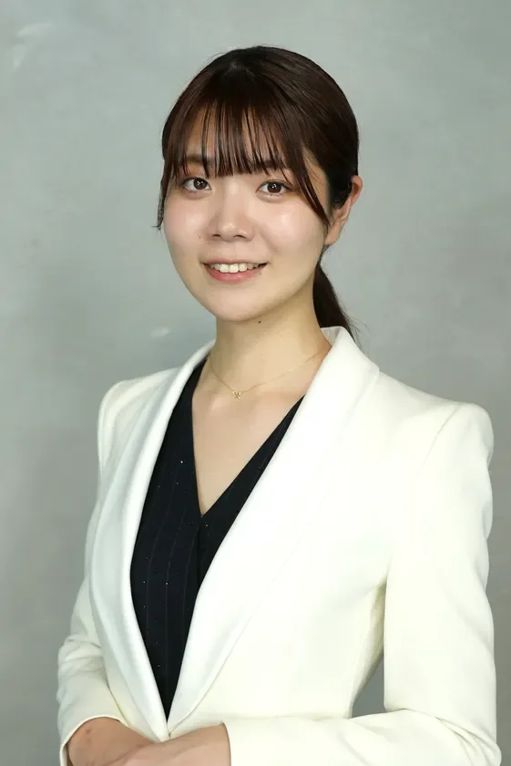 株式会社 LOMACA PRO 代表取締役 ：水野里菜(24歳)