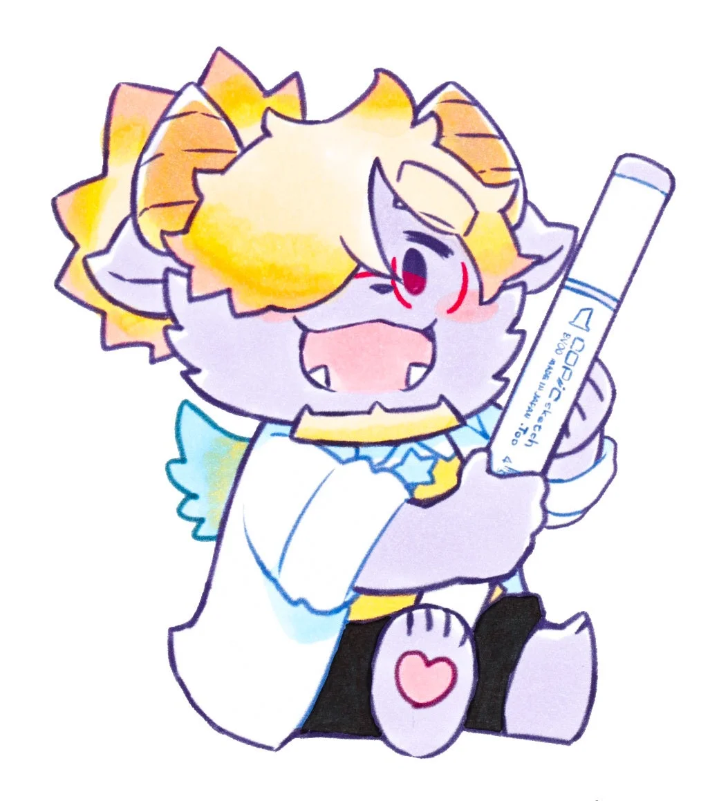 コピックマーカーを持った、黄色い髪と角、小さな羽を持つ可愛いケモノキャラクターのイラスト