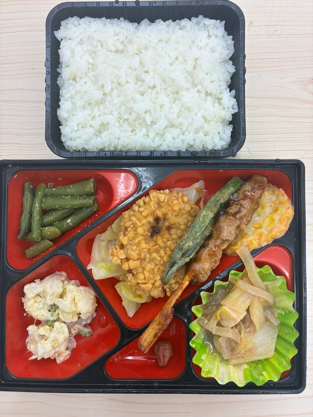 昼食弁当4