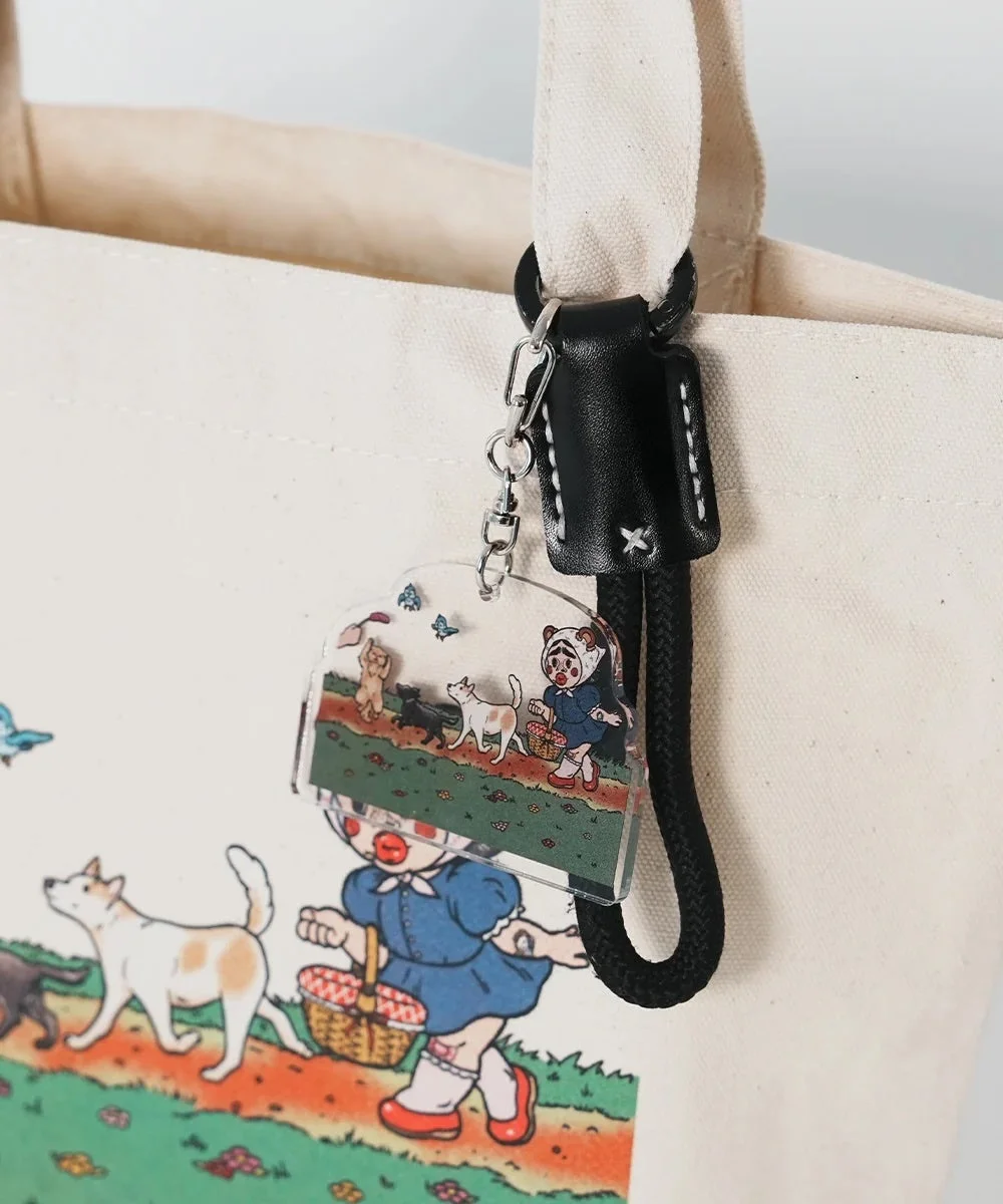 トートバッグにアクリルキーホルダー