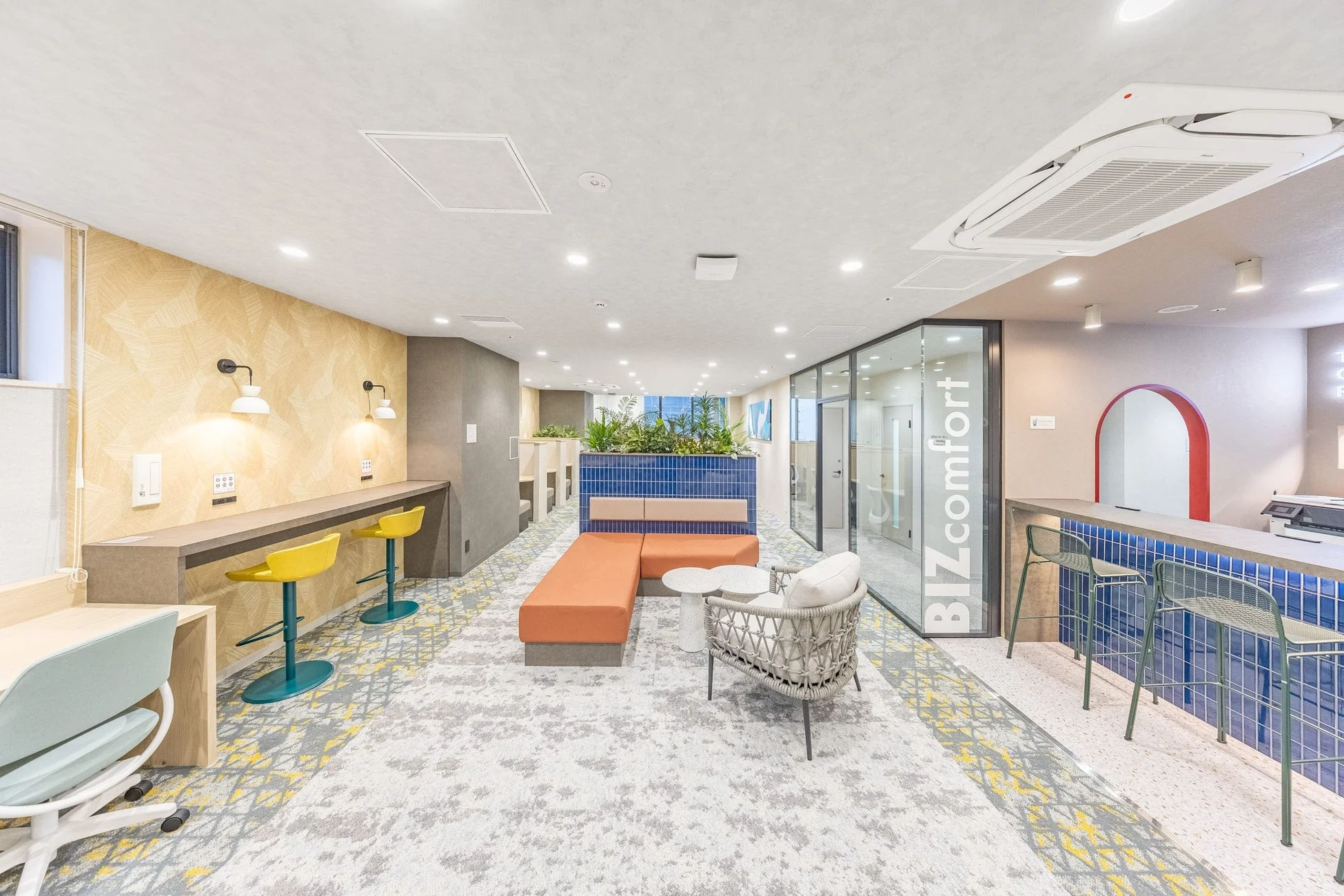 BIZcomfort名古屋錦のコワーキングスペース