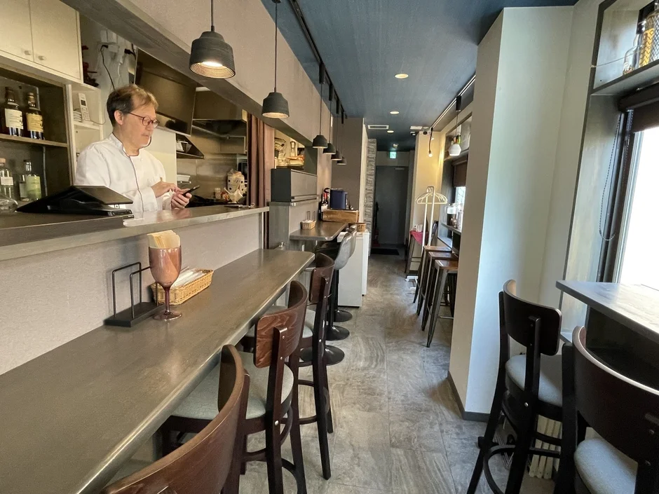モダンな店内